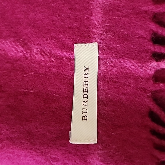 Burberry Check Scarf - Picture 4 of 4